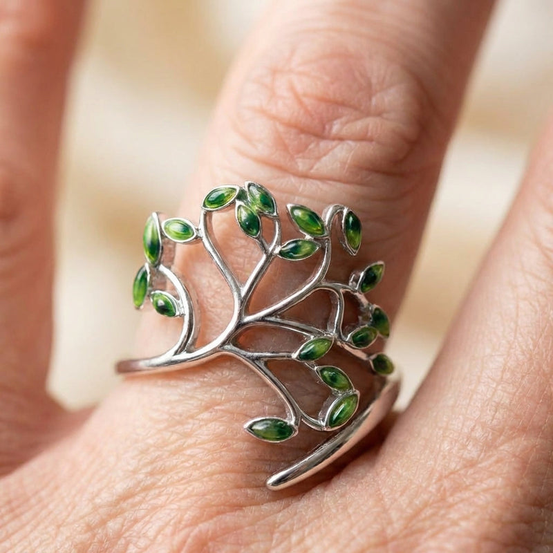 Elegant Green Leaf Ring