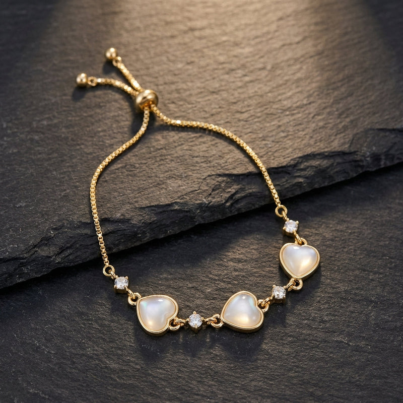 Elegant Heart Gold Bracelet