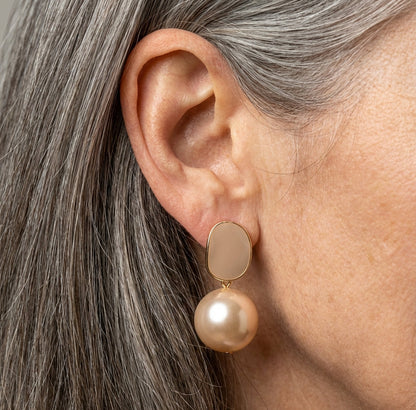 Elegant Light Pearl Dangle Earrings