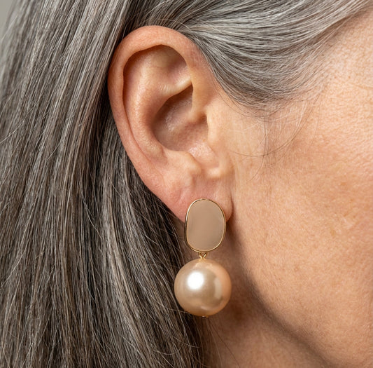 Elegant Light Pearl Dangle Earrings