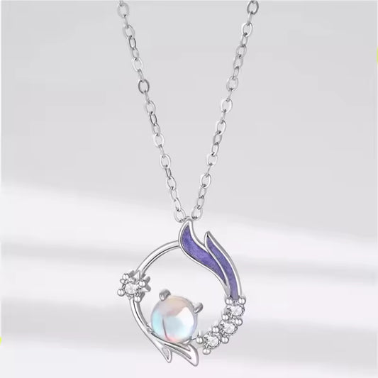 Elegant Opal Leaf