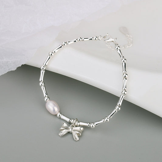 Elegant Pearl Bow Bracelet