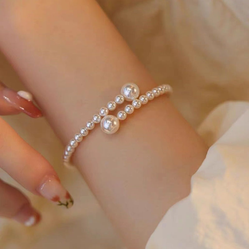 Elegant Pearl Bracelet