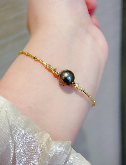 Elegant Pearl Bracelet