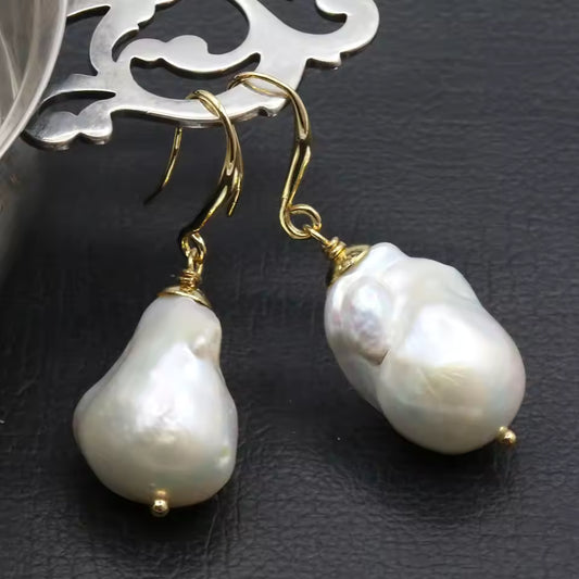 Elegant Pearl Drop