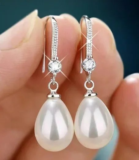 Elegant Pearl Drop