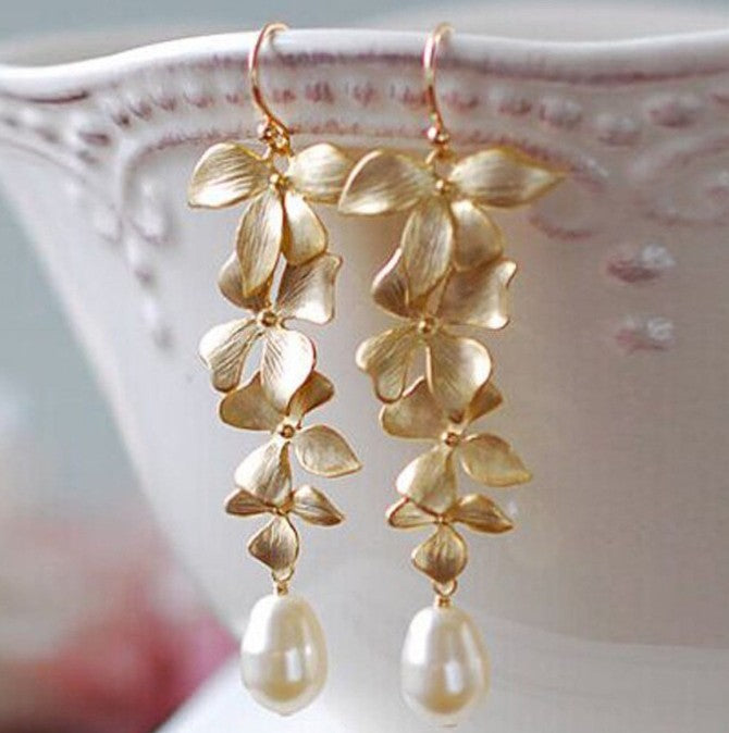 Elegant Pearl Earrings