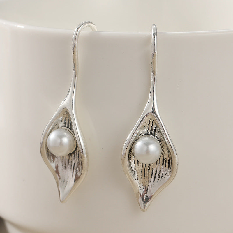 Elegant Pearl Earrings