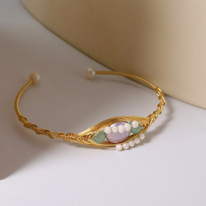 Elegant Pearl Gemstone Bracelet