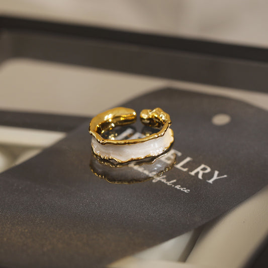Elegant Pearl Gold Ring
