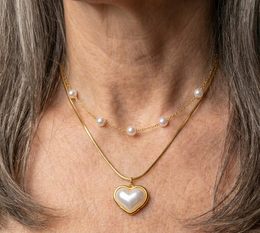 Elegant Pearl Heart
