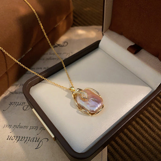 Elegant Pearl Necklace