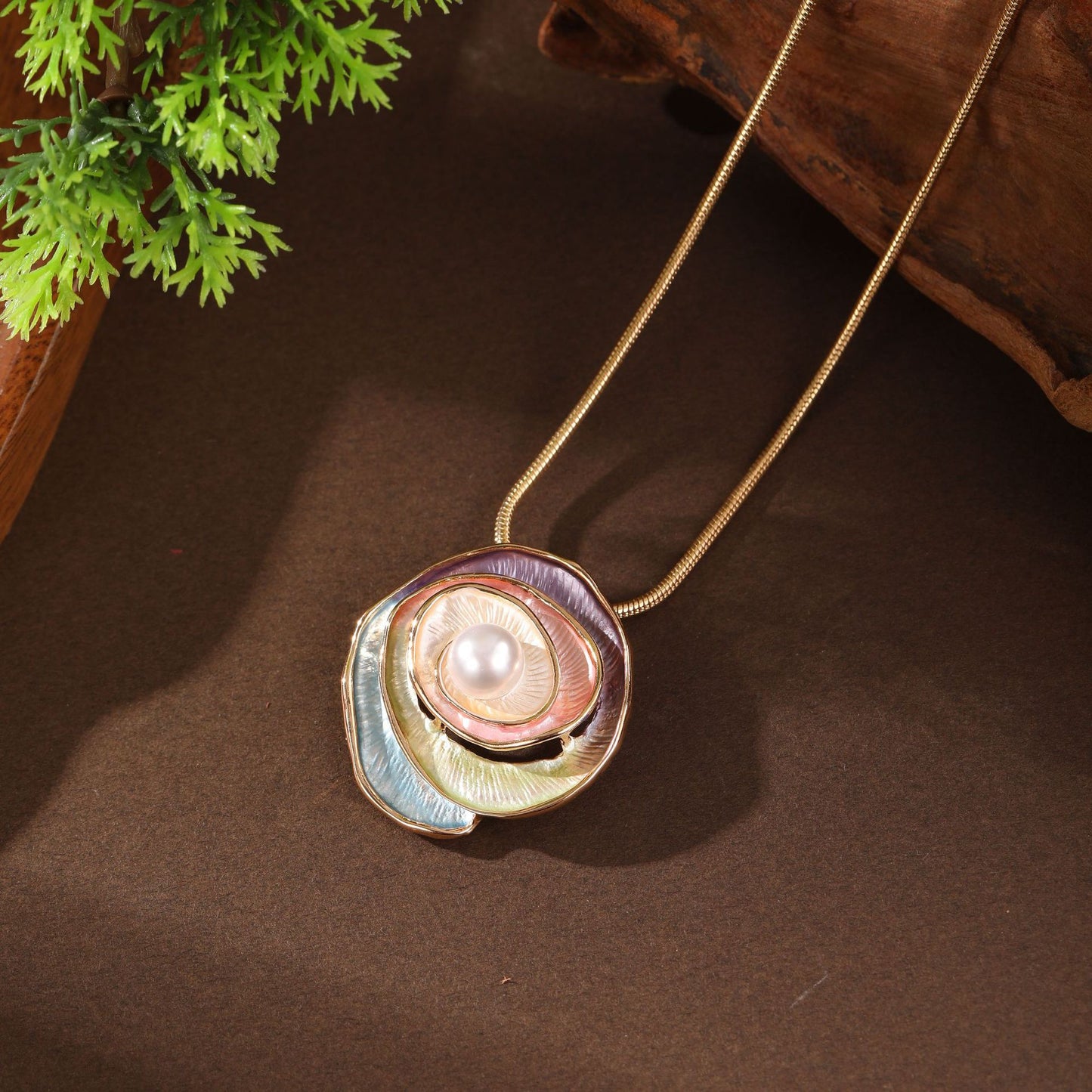 Elegant Pearl Necklace