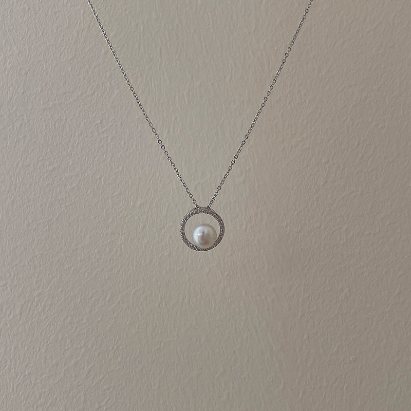 Elegant Pearl Necklace