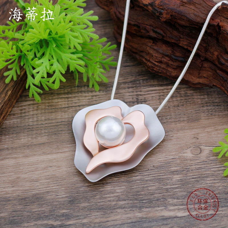 Elegant Pearl Necklace