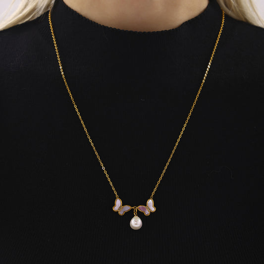 Elegant Pearl Necklace