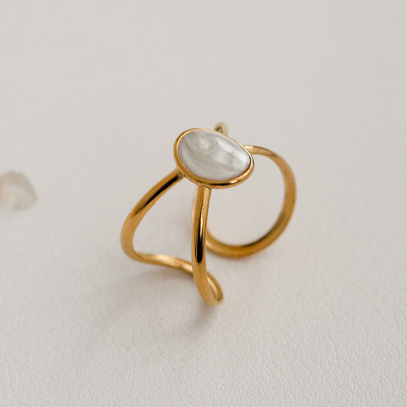 Elegant Pearl Ring