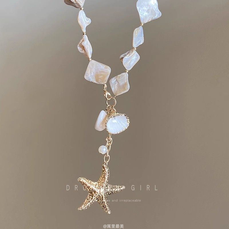 Elegant Pearl Starfish Necklace