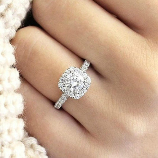 Elegant Round Brilliant Crystal Ring