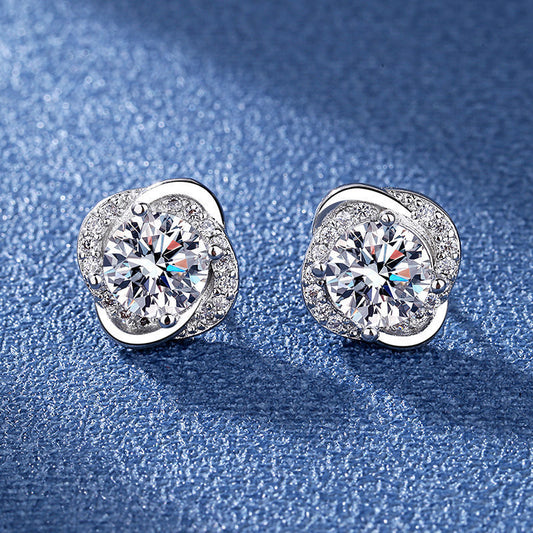 Elegant Round Crystal Swirl