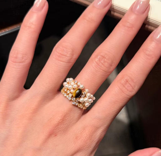 Elegant Tiger Eye Pearl Ring
