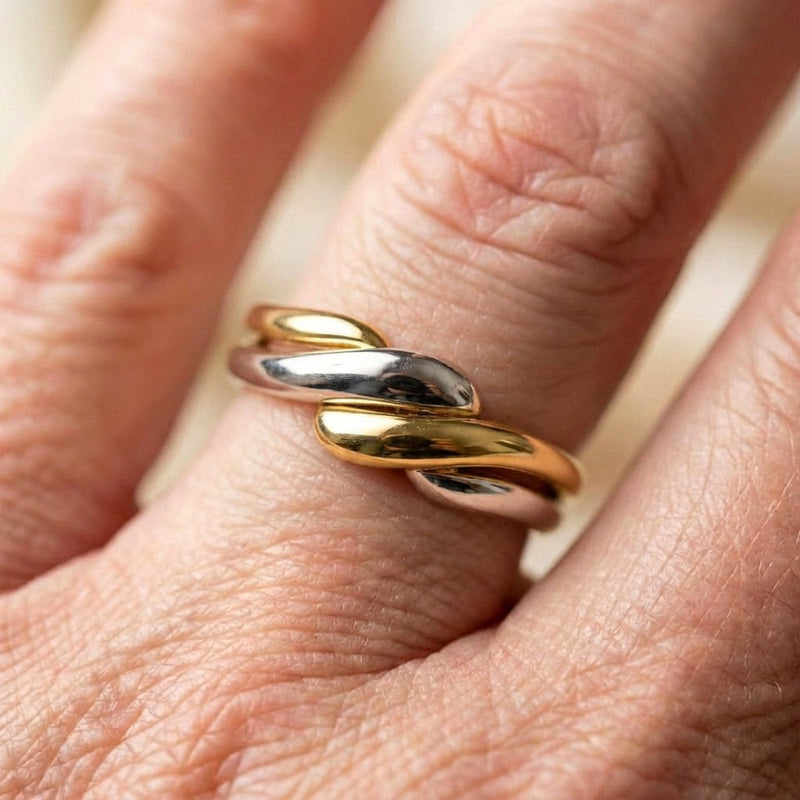Elegant Two Tone Twist Ring