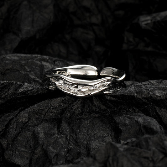 Elegant Wave Ring