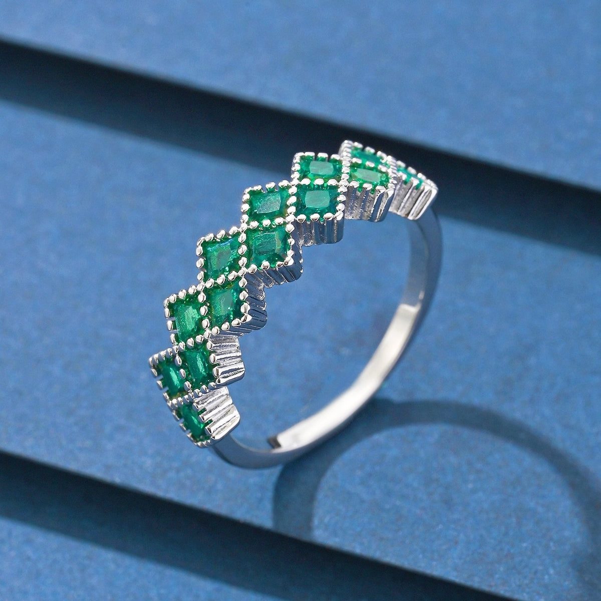 Emerald Statement Ring – Hardanger Atelier