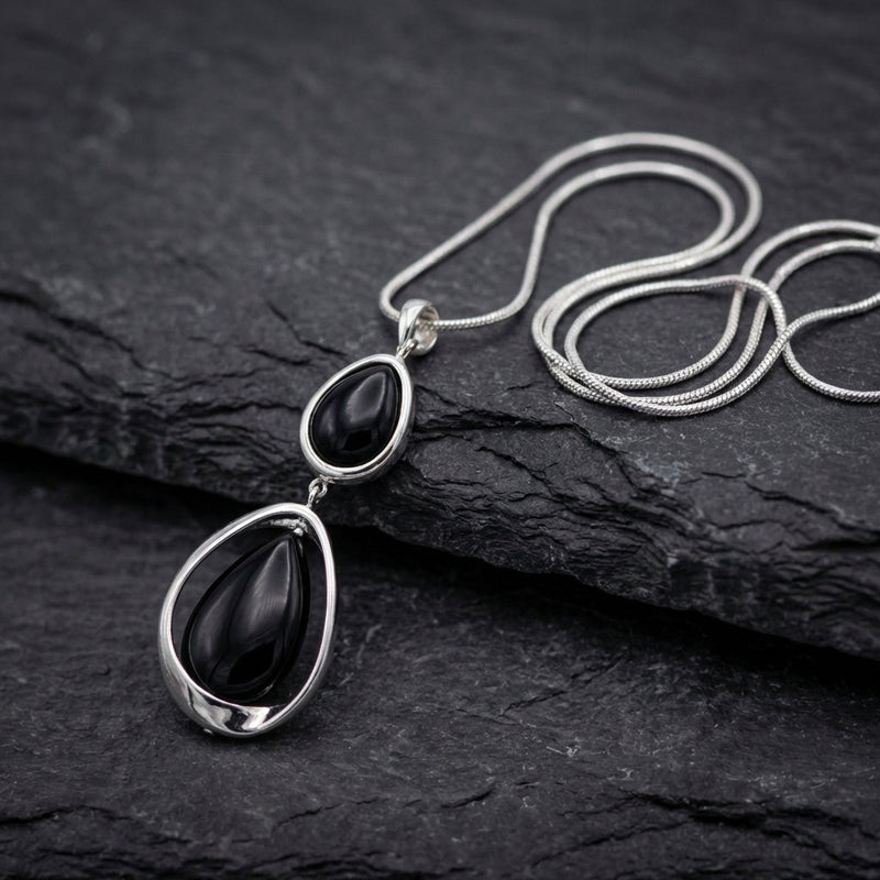 Fashion Black Stone Pendant Silver Necklace