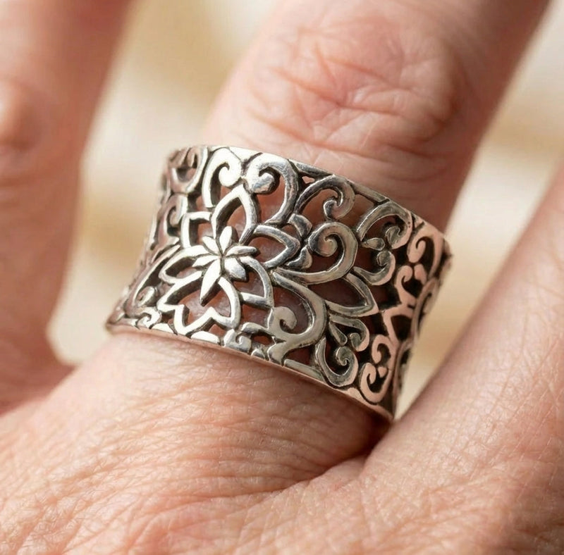 Vintage Bohemian Flower Ring