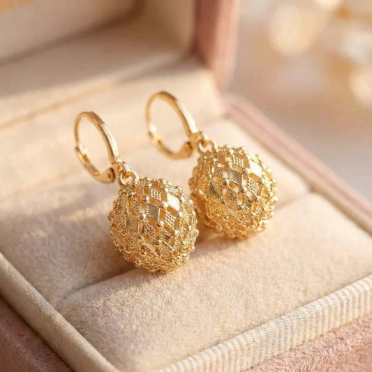 Vintage Fashion Gold Earrings