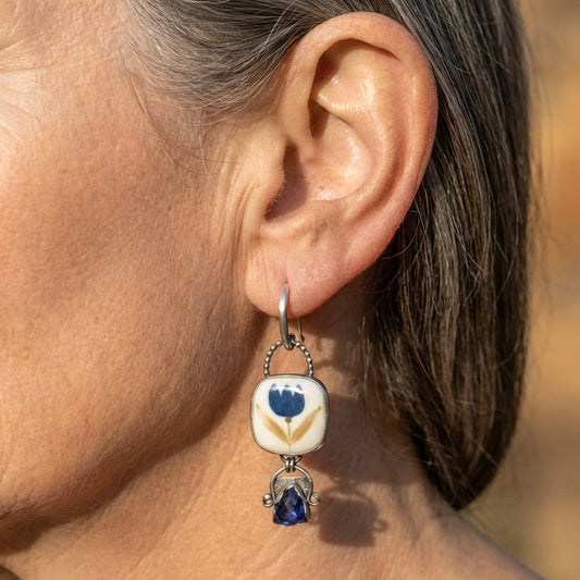 Vintage Flower Carving Blue Stone Dangle Silver Earrings