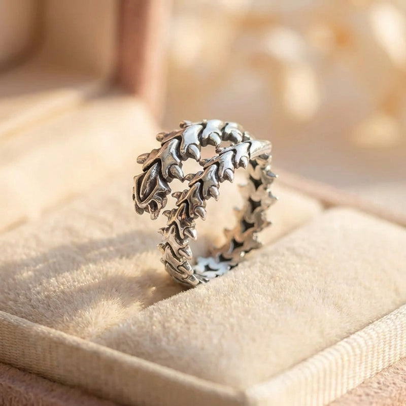 Vintage Gothic Spine Ring