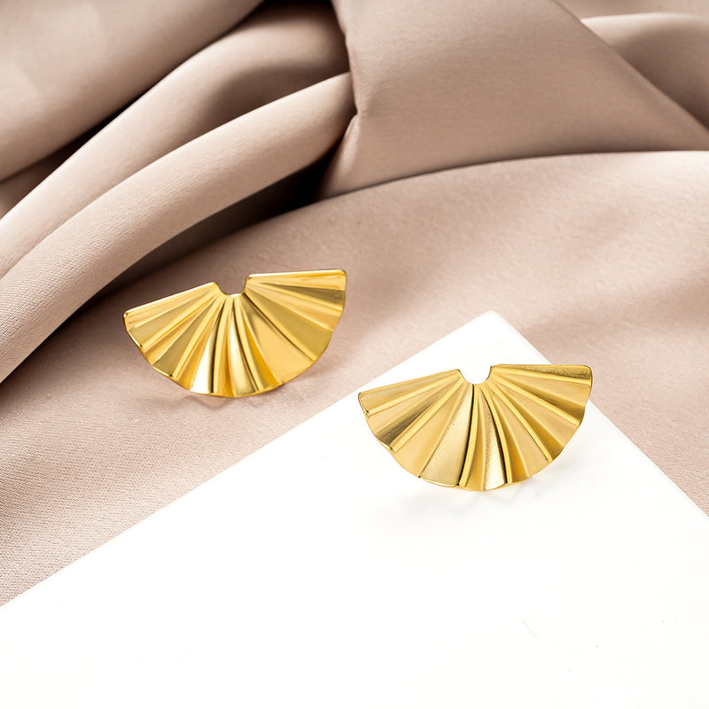 Gold Shell Earrings