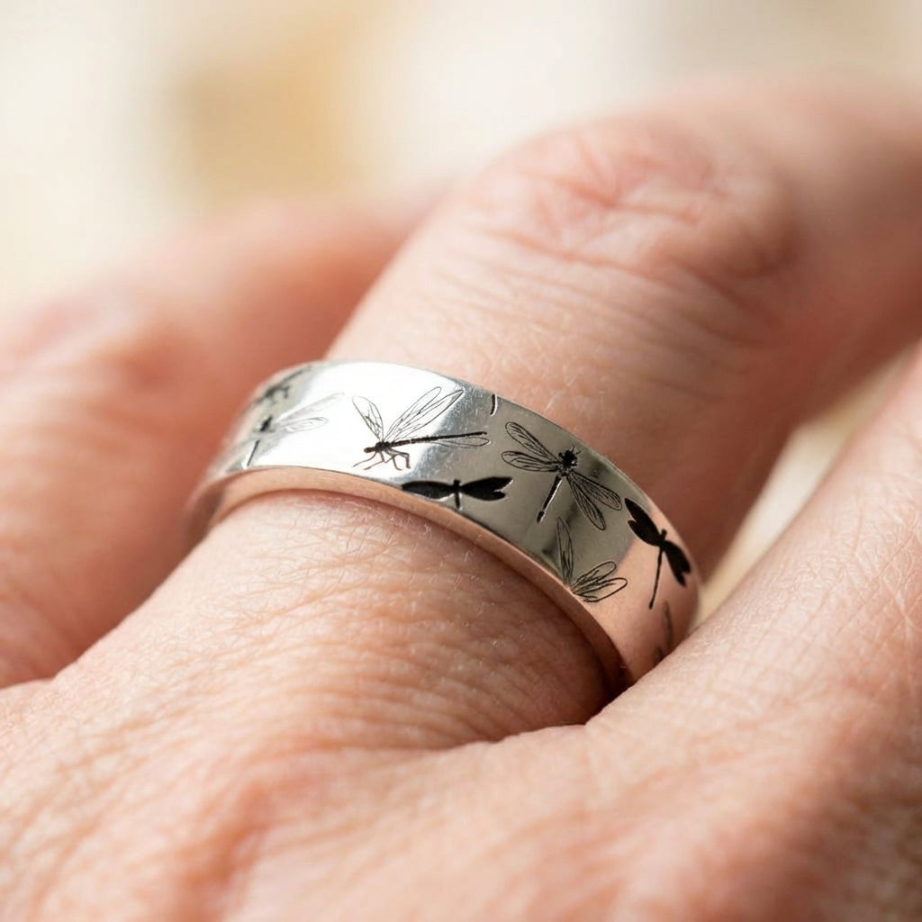 Minimalist Dragonfly Ring
