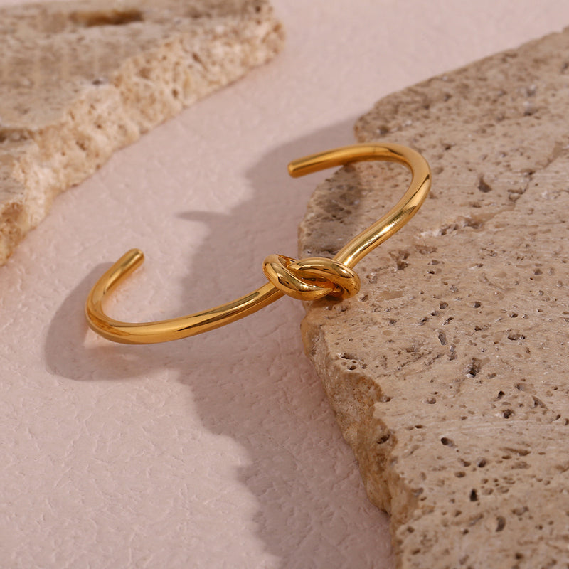 Minimalist Gold Knot Bracelet