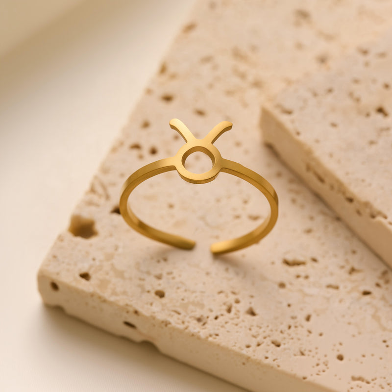 Minimalist Gold Ring