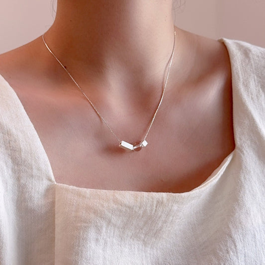 Minimalist Silver Necklace