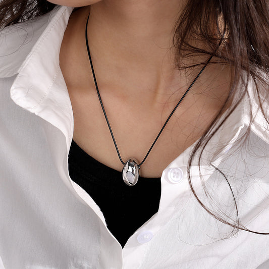 Minimalist Silver Pendant Necklace