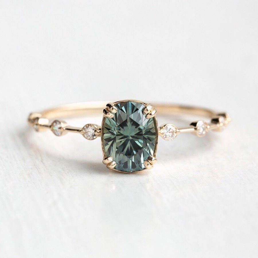 Anello affascinante per ogni occasione