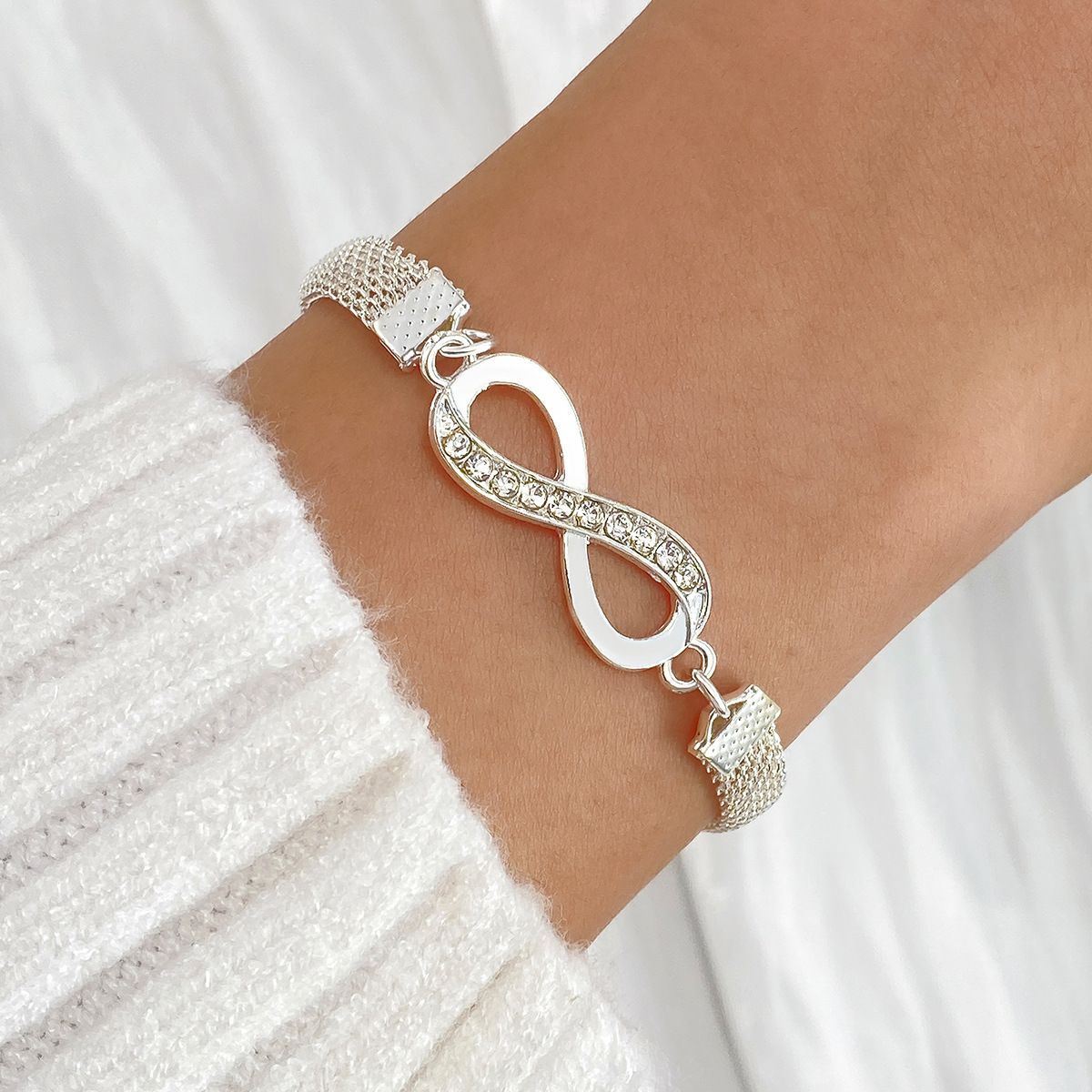 Schitterende Zilveren Armband voor dagelijks gebruik
