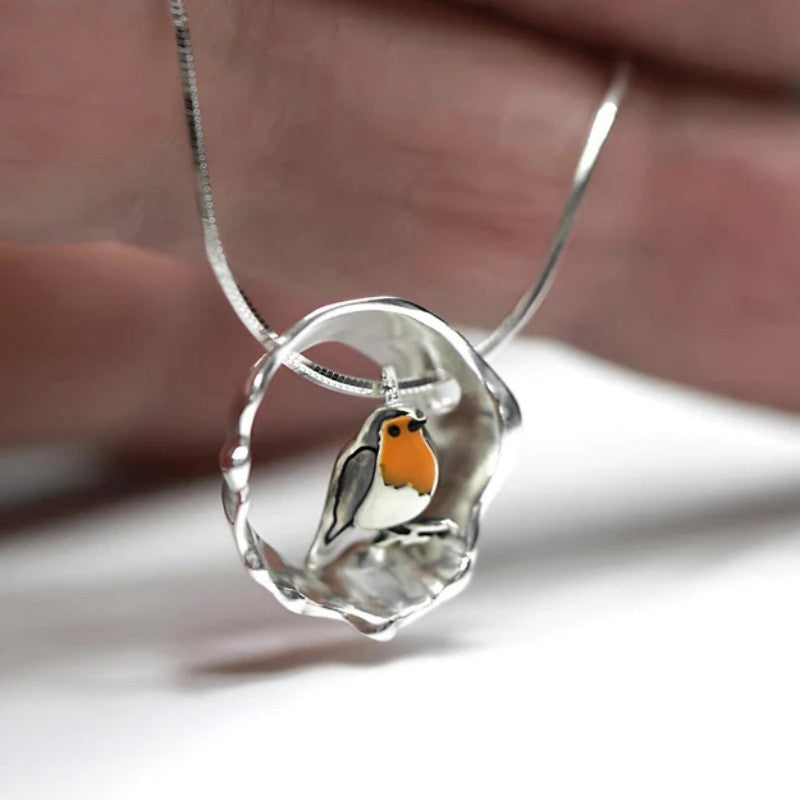 Vintage Artisan Silver Robin Bird Charm Necklace