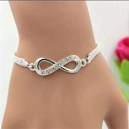Schitterende Zilveren Armband voor dagelijks gebruik