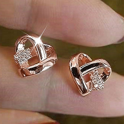 Elegant Gold Earring for Every Occasion