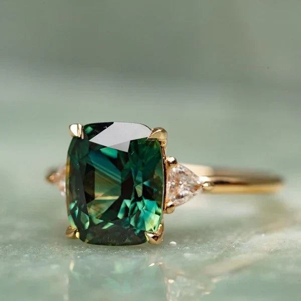 Retro Green Jewel Gold Band