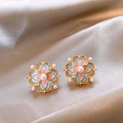 Elegant Pearl Earring for Every Occasion