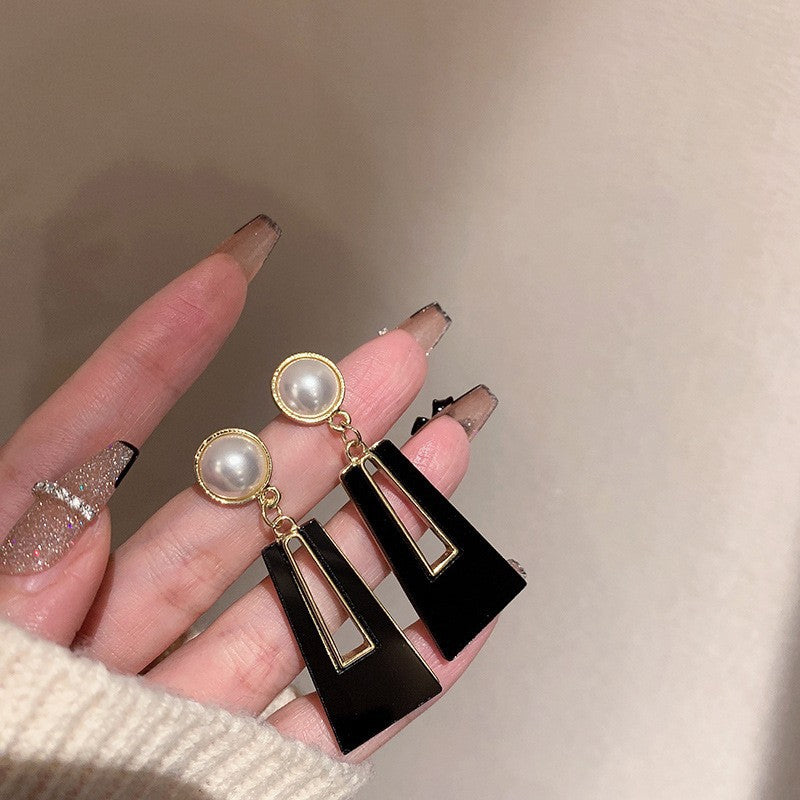 Pearl Black Onyx Earrings