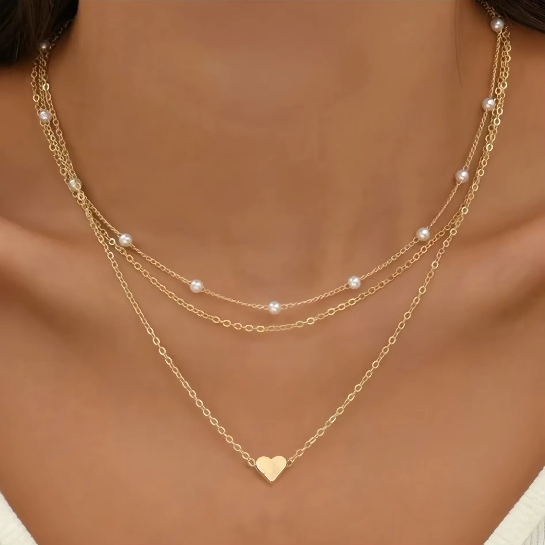 Elegant Heart Pearl Necklace