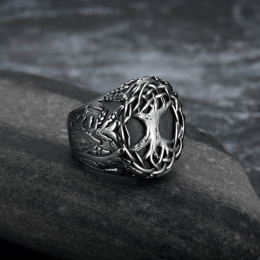 Statement Skull Ring