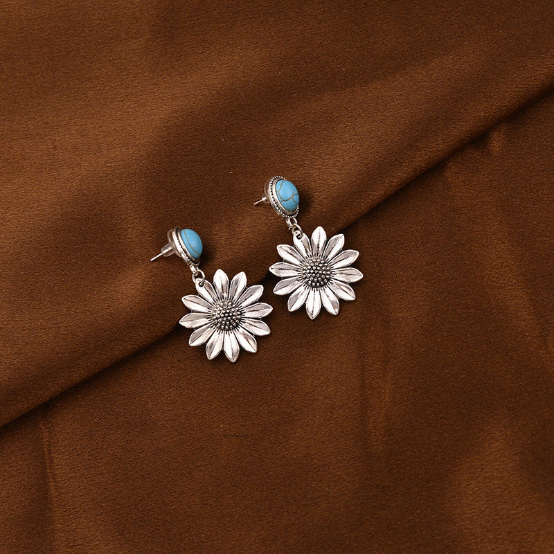 Turquoise Daisy Earrings